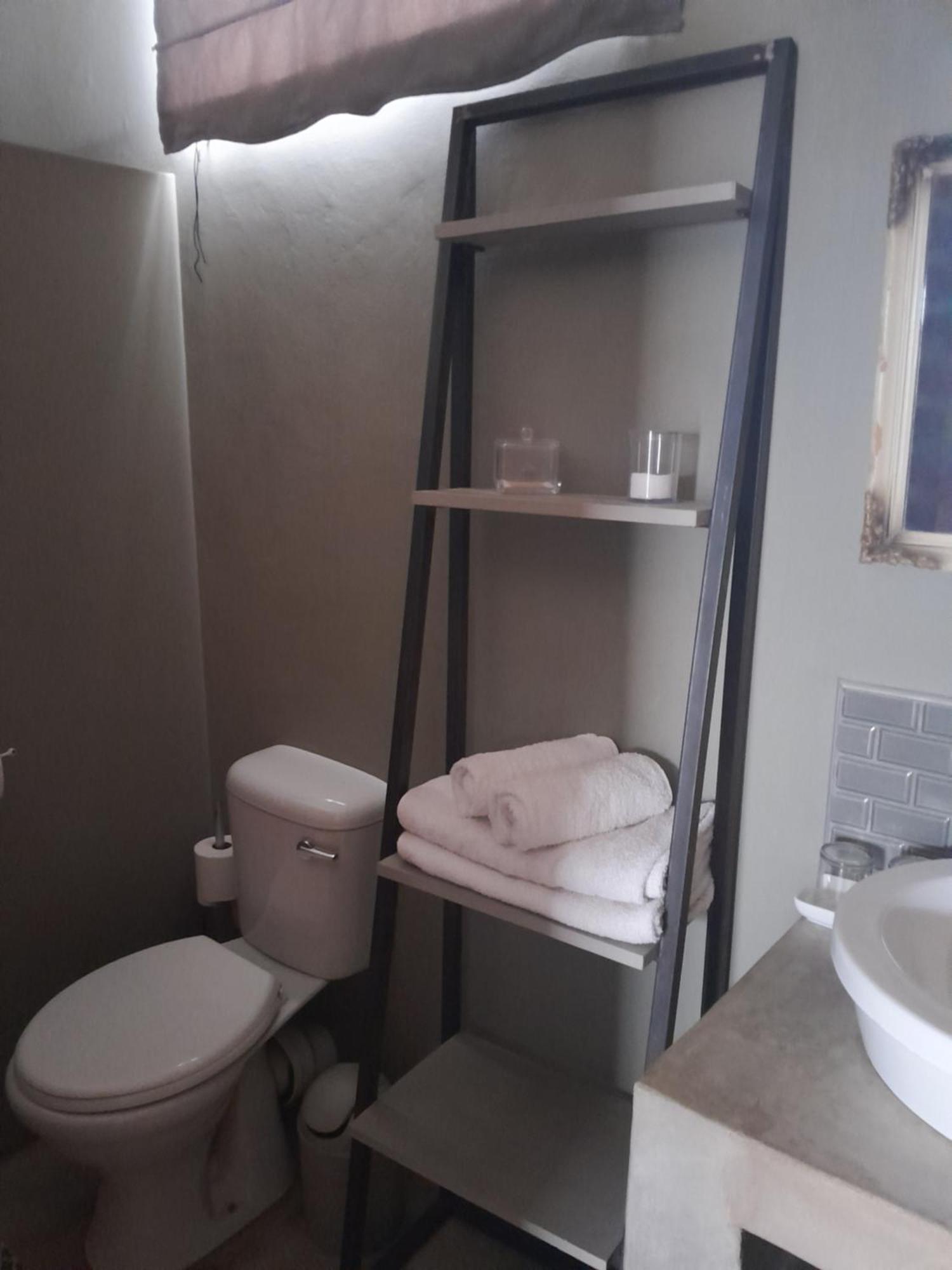 Tsumeb Theater Guesthouse Extérieur photo